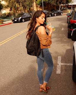 Reem Alsanea feet photo 2