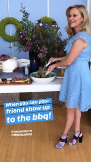 Reese Witherspoon feet photo thumbnail