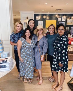 Reese Witherspoon feet photo thumbnail