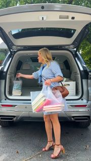 Reese Witherspoon feet photo thumbnail