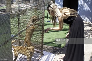 Reeva Steenkamp feet photo 8