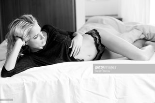 Reeva Steenkamp feet photo 1