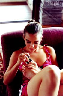 Regiane Alves feet photo 19