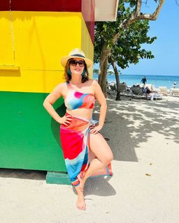 Regiane Alves feet photo 12