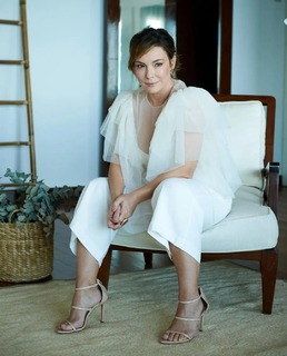 Regiane Alves feet photo 10