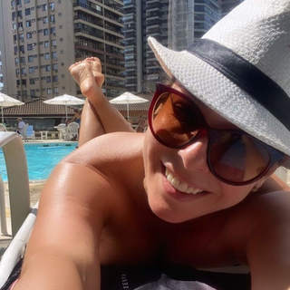 Regiane Alves feet photo 5