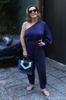 Regiane Alves feet photo 4