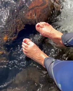 Regiane Alves feet photo 1