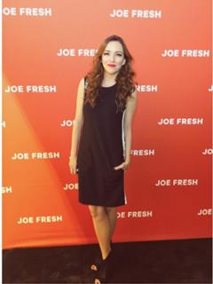 Regina Blandón feet photo thumbnail