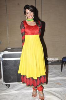 Regina Cassandra feet photo thumbnail