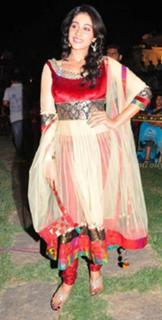 Regina Cassandra feet photo thumbnail