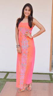 Regina Cassandra feet photo thumbnail