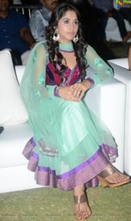 Regina Cassandra feet photo thumbnail