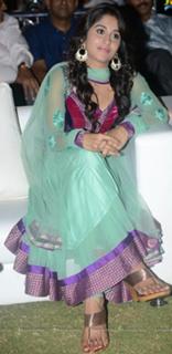 Regina Cassandra feet photo thumbnail