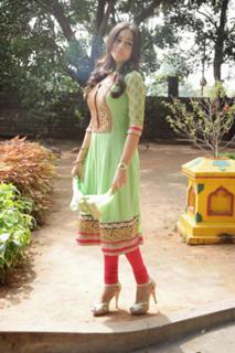 Regina Cassandra feet photo thumbnail