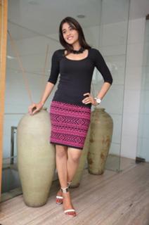 Regina Cassandra feet photo thumbnail