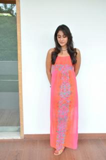 Regina Cassandra feet photo thumbnail