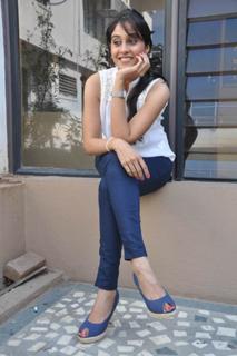 Regina Cassandra feet photo thumbnail