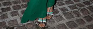 Regina Cassandra feet photo thumbnail