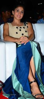 Regina Cassandra feet photo thumbnail