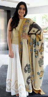 Regina Cassandra feet photo thumbnail