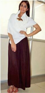 Regina Cassandra feet photo thumbnail