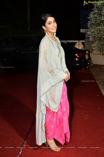 Regina Cassandra feet photo thumbnail