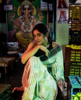 Regina Cassandra feet photo thumbnail