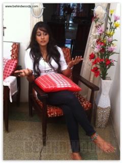 Regina Cassandra feet photo thumbnail