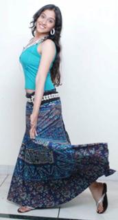 Regina Cassandra feet photo thumbnail