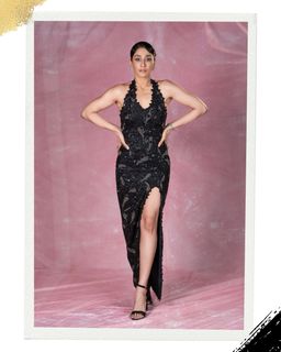Regina Cassandra feet photo 8