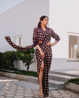 Regina Cassandra feet photo 3