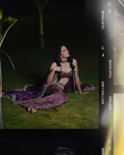 Regina Cassandra feet photo 1