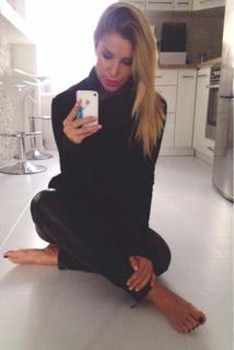 Regina Dukai feet photo 10