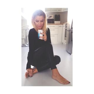 Regina Dukai feet photo 9