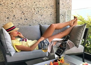 Regina Dukai feet photo 8