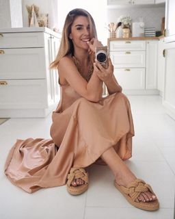 Regina Dukai feet photo 9