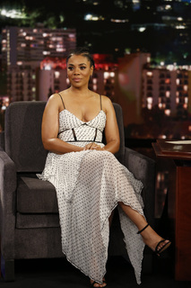Regina Hall feet photo thumbnail