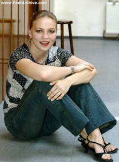 Regina Halmich feet photo 1