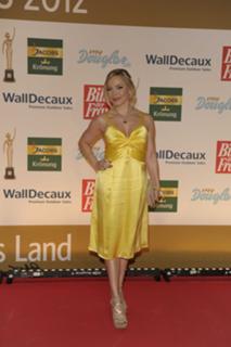 Regina Halmich feet photo 10