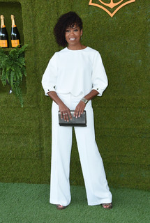 Regina King feet photo thumbnail