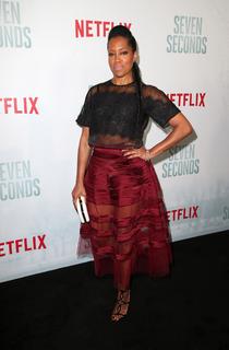 Regina King feet photo thumbnail