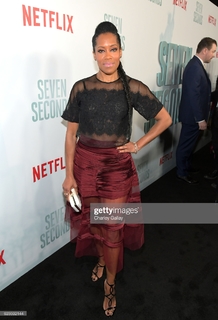 Regina King feet photo thumbnail