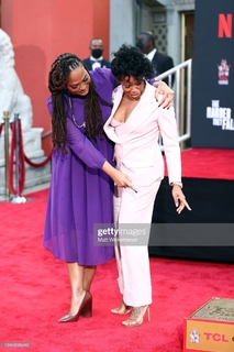 Regina King feet photo thumbnail