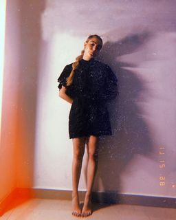 Regina Pavón feet photo 6