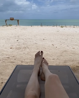 Regina Pavón feet photo 17