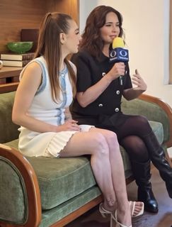 Regina Pavón feet photo 10