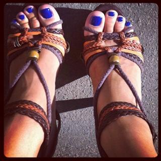 Regina Todorenko feet photo thumbnail