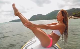 Regina Todorenko feet photo thumbnail