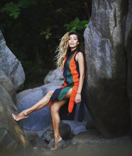 Regina Todorenko feet photo thumbnail